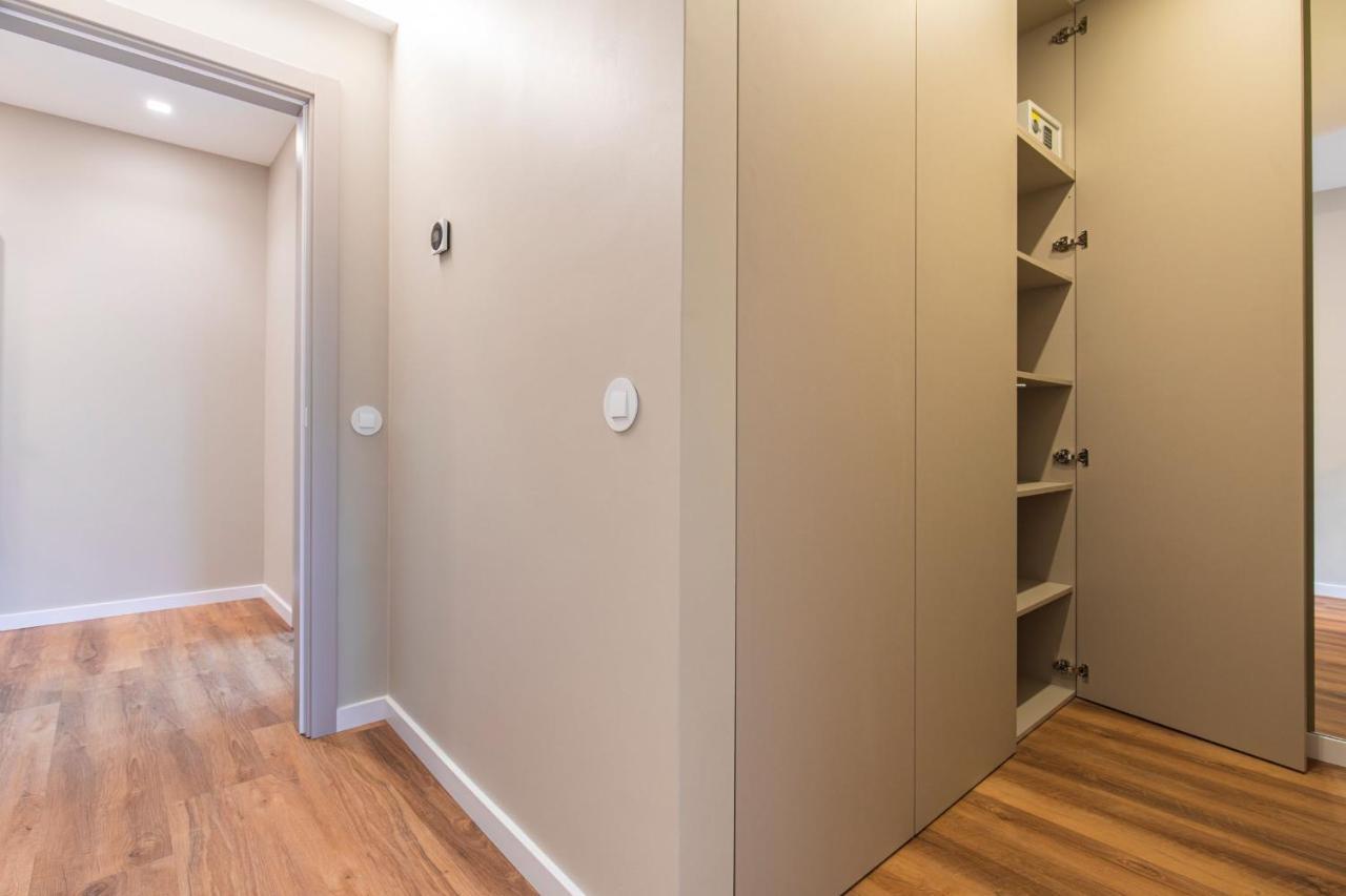 Deluxe 2Bdr Apartment In Carcavelos By Lovelystay エクステリア 写真