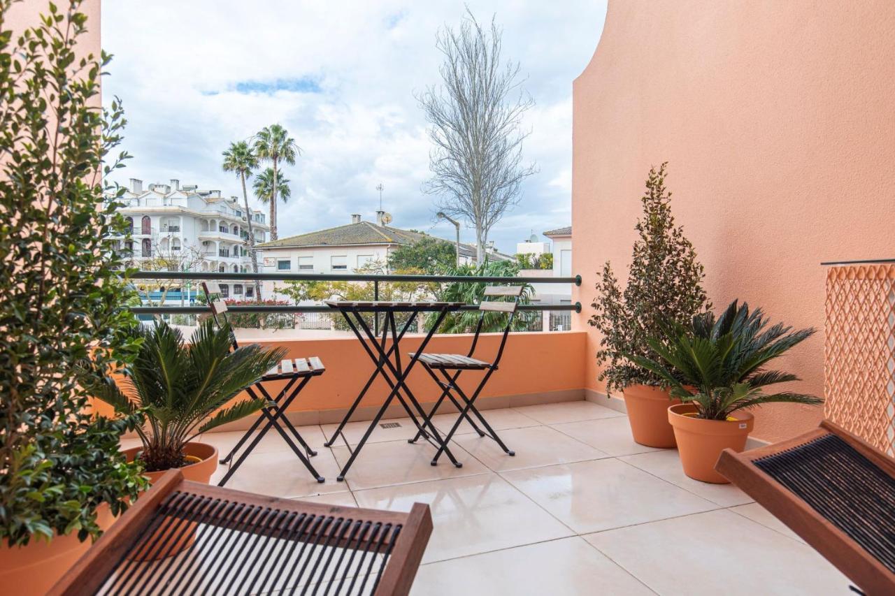 Deluxe 2Bdr Apartment In Carcavelos By Lovelystay エクステリア 写真