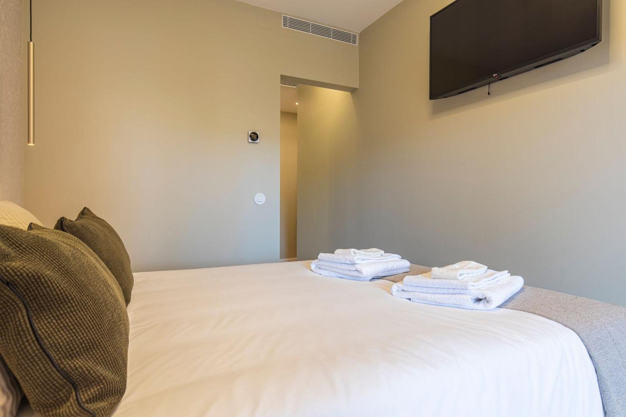 Deluxe 2Bdr Apartment In Carcavelos By Lovelystay エクステリア 写真
