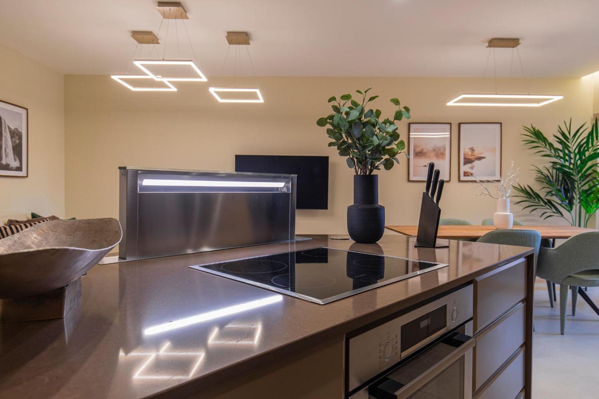 Deluxe 2Bdr Apartment In Carcavelos By Lovelystay エクステリア 写真