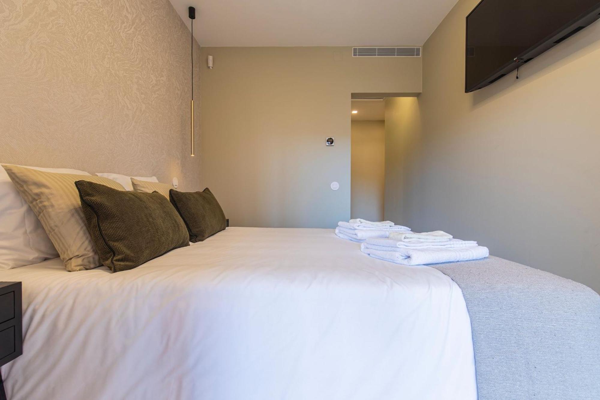Deluxe 2Bdr Apartment In Carcavelos By Lovelystay エクステリア 写真