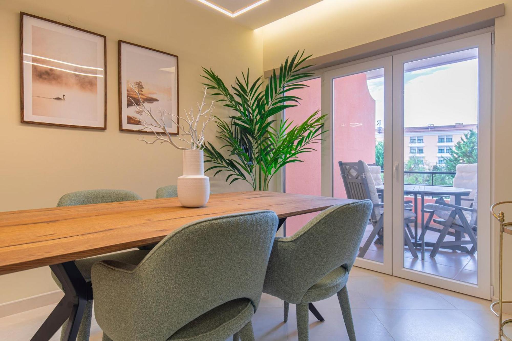 Deluxe 2Bdr Apartment In Carcavelos By Lovelystay エクステリア 写真